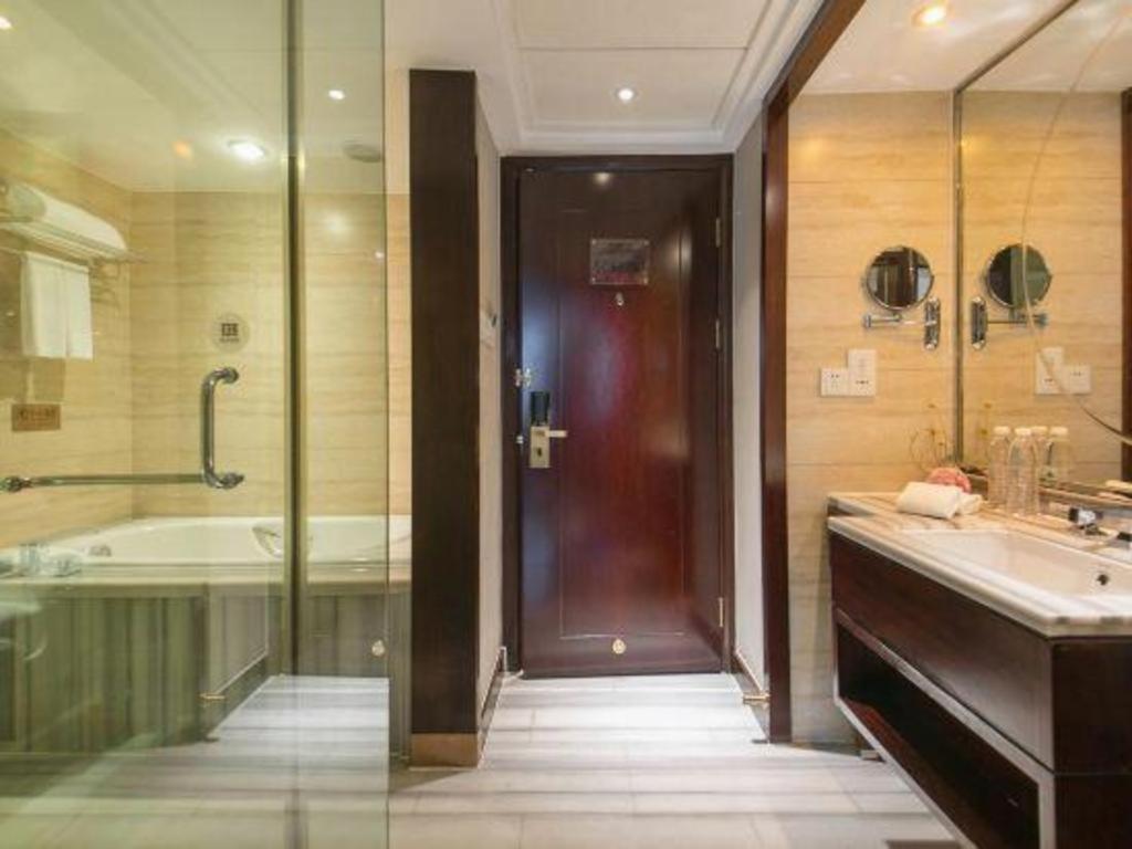 Maison New Century Hotel Нінбо Екстер'єр фото