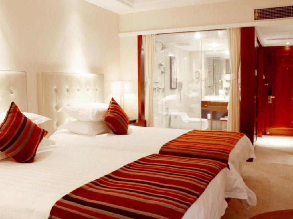Maison New Century Hotel Нінбо Екстер'єр фото